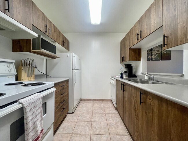 Photo - 1010 Howe St