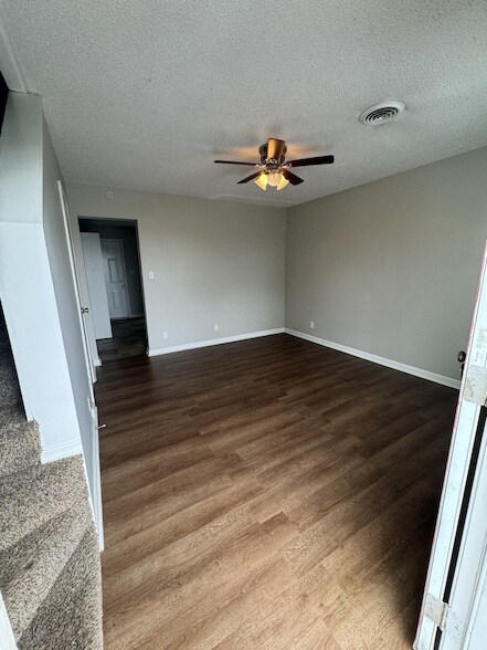 Photo - 179 Ingle Dr Unit B2