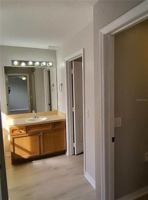 Photo - 320 Puffer Ct