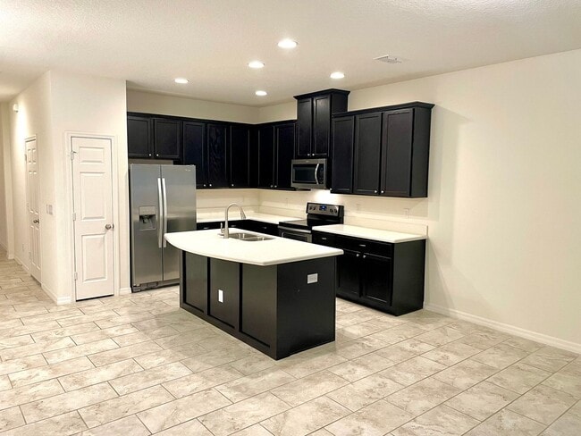 Photo - 3 Bedroom 2.5 Bath Town Home In Gated Mitchell Creek Community in Oviedo!