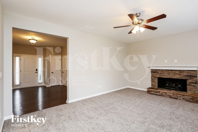 5 Kestrel Ct E