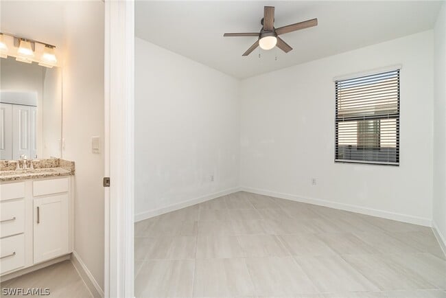 Photo - 11127 Canopy Loop