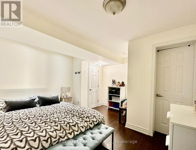 Photo - 58 Lebovic Dr