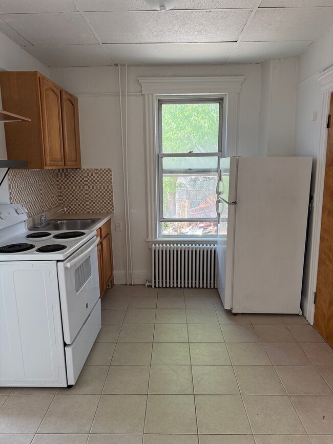 Photo - 1650 John St Unit 1