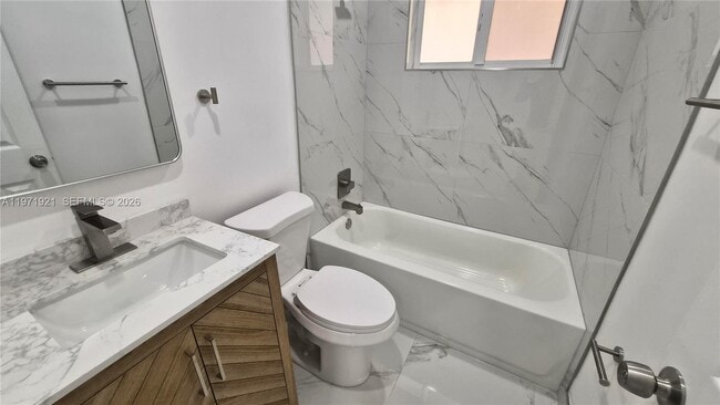 Photo - 1825 Scott St Unit 0