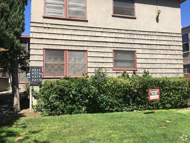 Building Photo - 4277 Tujunga Ave Unit 2 Rental