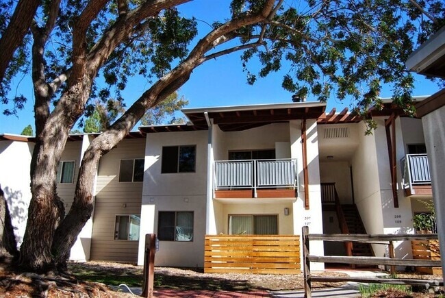 Building Photo - 1820 S El Camino Real Unit 207 Rental