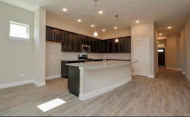 Photo - 427 Micaela Meadows Ct