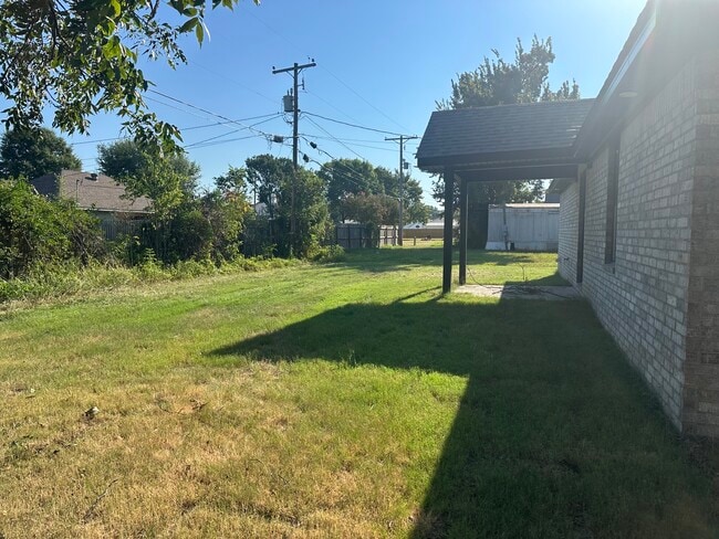 Photo - 122 Redwood Dr