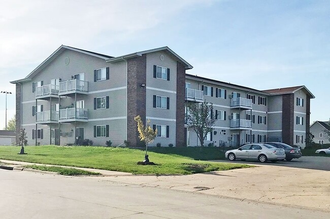 Madison Heights - Madison Heights Apartments