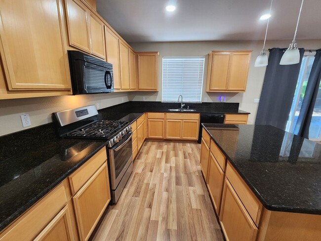 Photo - Inviting and Warm 3 Bedroom 2 Bath Home in Newman CA