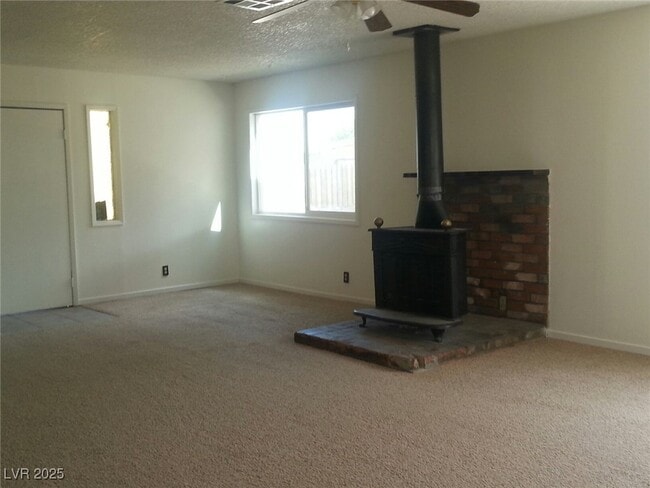 Building Photo - 2625 Hickey Ave