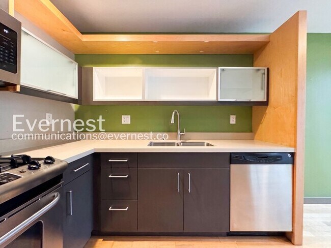 Photo - 2900 Wyandot St Unit 102