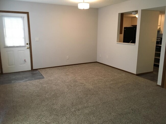 Photo - 220 Mount Hope Ct