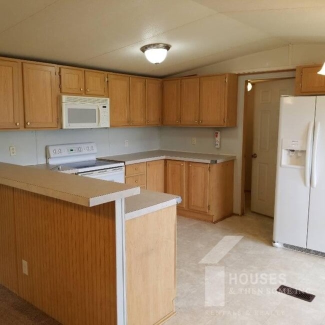 Photo - 729 Brockman McClimon Rd