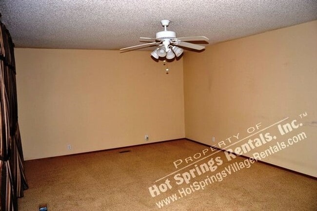Photo - 9 Ona Cir
