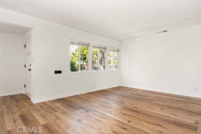 Photo - 5840 Allott Ave