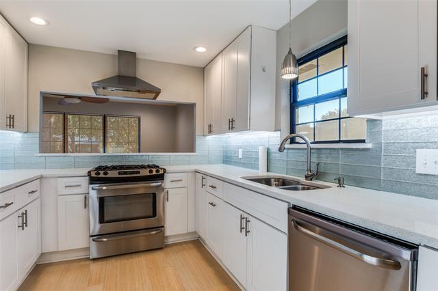 Photo - 10665 Lake Haven Dr