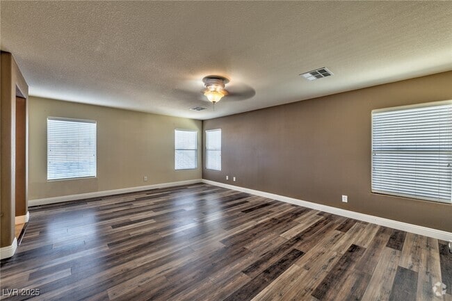 Building Photo - 5025 W Lone Wolf Ave Rental
