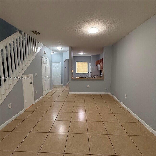 Photo - 8811 S Isles Cir Unidad 8811