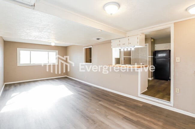 Photo - 10008 E 78 Terrace