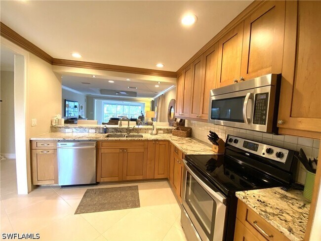 Photo - 9101 Vanderbilt Dr Unit 304