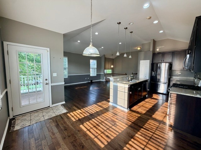 Photo - 2542 Dunraven Ave