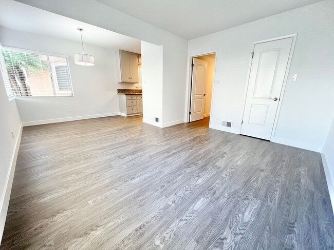 Photo - Modern 2 Bedroom Peninsula Gem Steps from the Shore Unit B