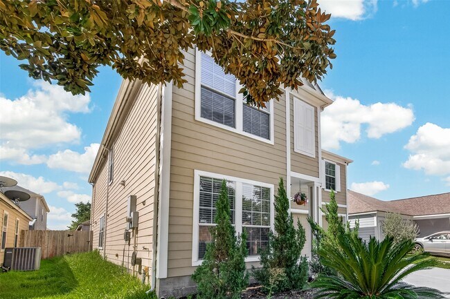 Photo - 12819 Wisteria Park Dr