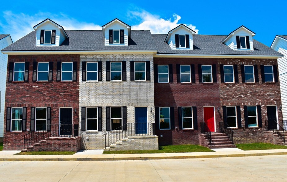 Brick Row Townhomes For Rent in Fort Smith, AR