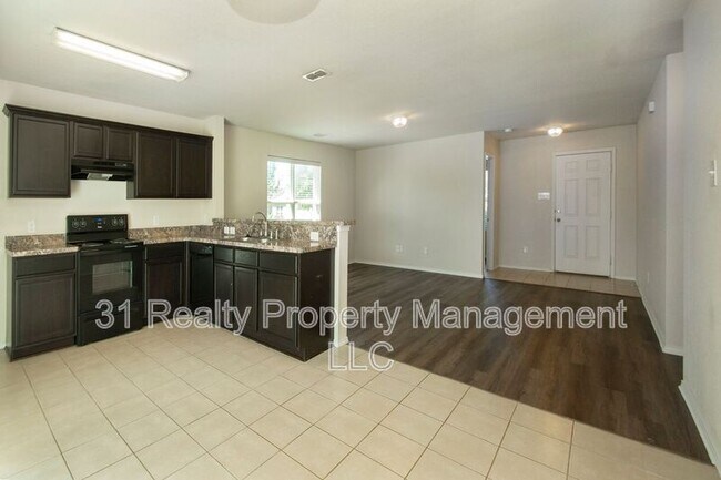 Photo - 1407 Swan Ridge Dr House