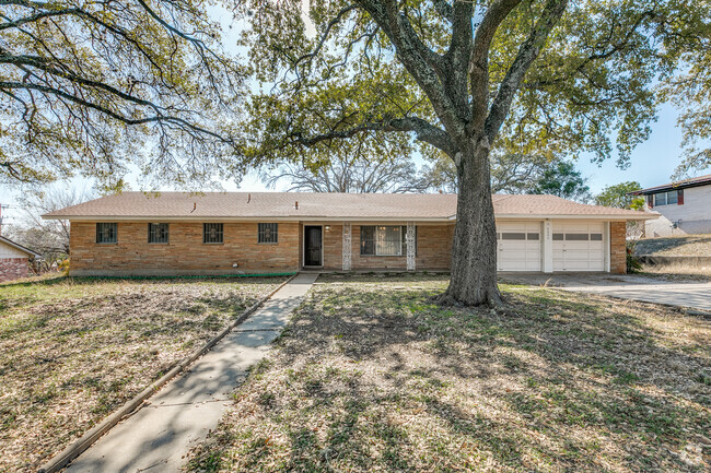 Building Photo - 4006 Willowbrook Dr Rental