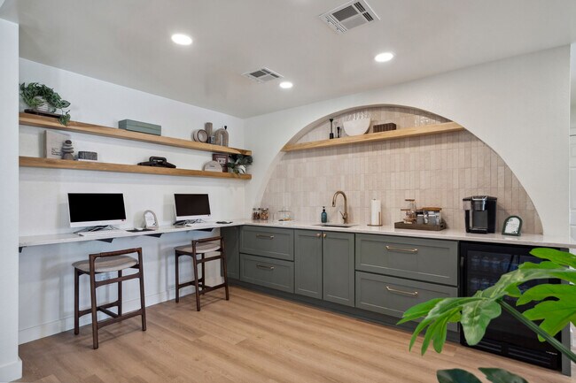 Tinker on Forty8 apartments — community photo