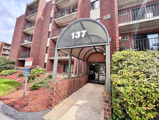 Photo - 137 Franklin St Unit 304
