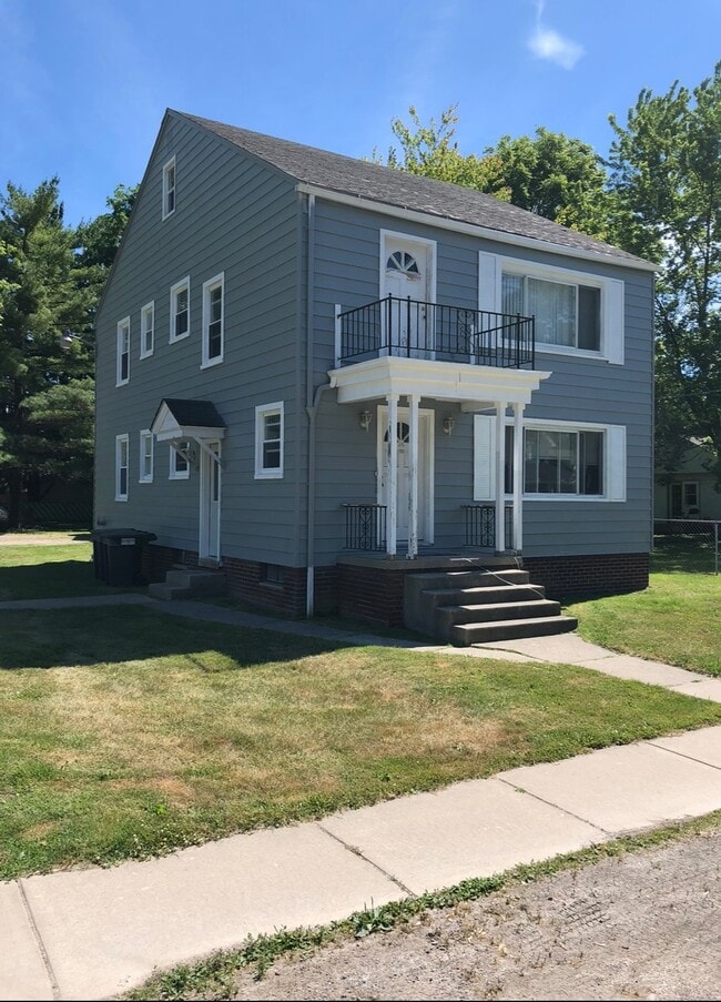 Building Photo - 737 W Temperance Rd Rental