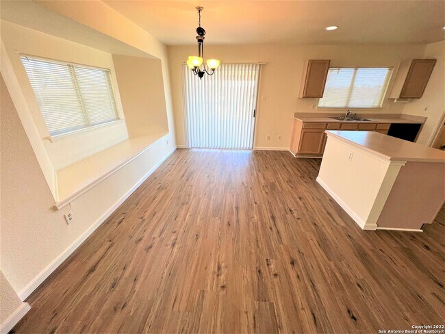 Photo - 8214 Chestnut Manor Dr