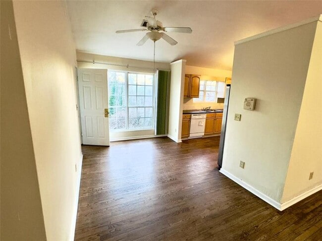 Photo - 2020 Driftwood Cir