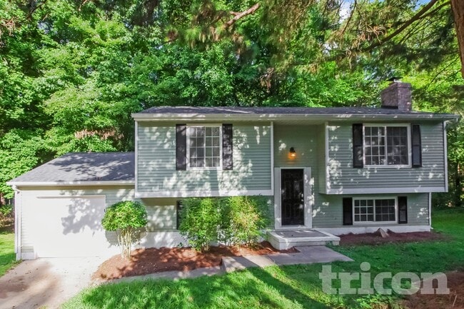 Building Photo - 3205 Winchelsea Dr