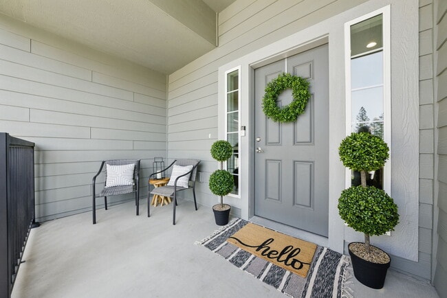 front entry way - 2521 S Vera Crest Dr