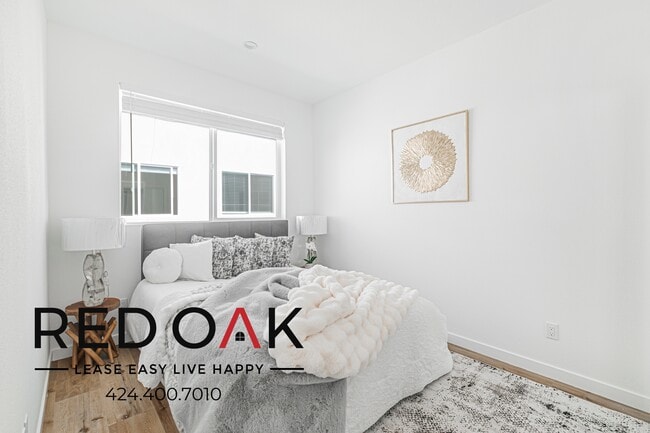 Photo - 11958 Vanowen St Unit 11958