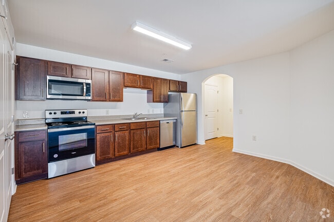 3BR, 2BA - 1,265SF - Kitchen/Dining - The Coves at Monticello