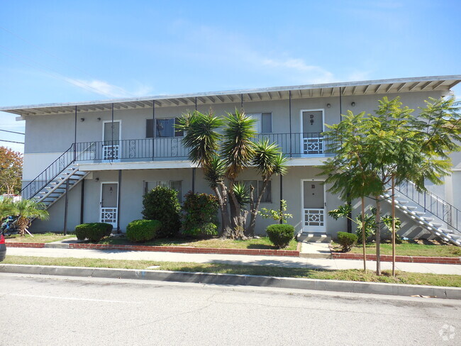 Building Photo - 5690 Sawtelle Blvd Unit D Rental