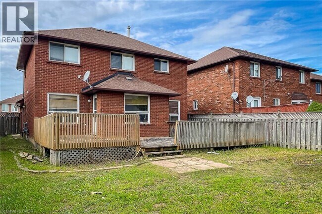 Photo - 126 HAMILTON Crescent