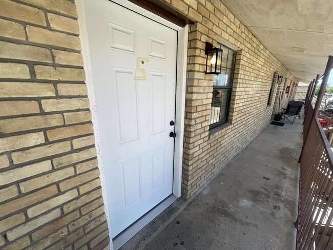 Photo - 3005 E Price St Apartment Unit 5