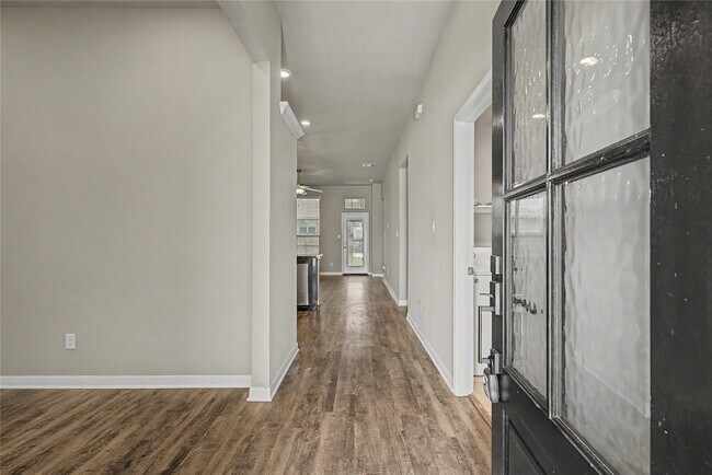 Photo - 2134 Markley Dr