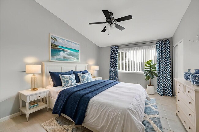 Photo - 5400 Jubilee Way