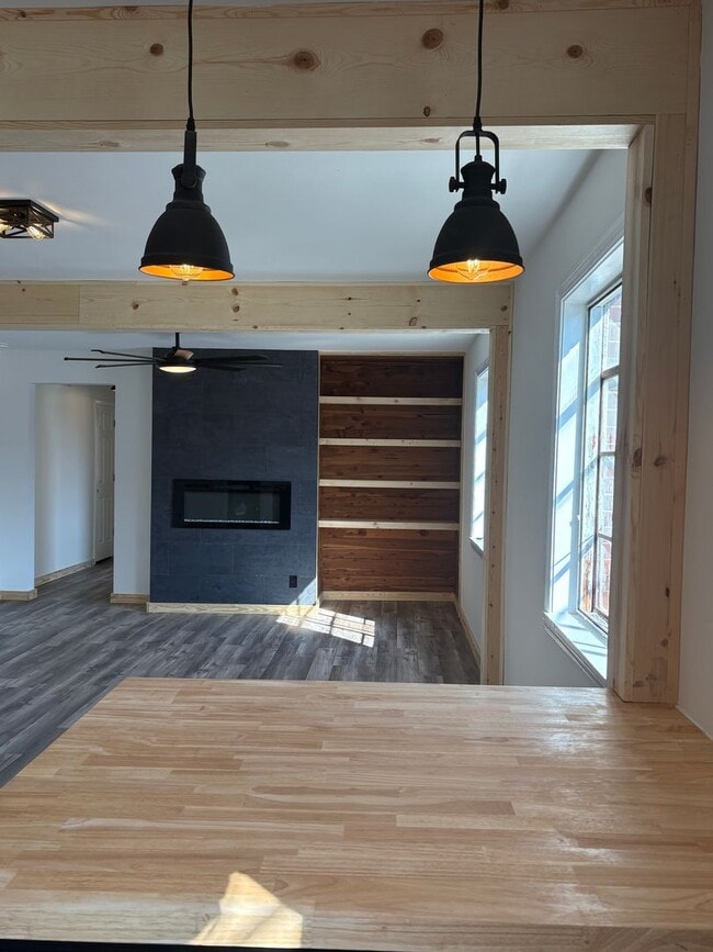 Photo - 502 W Lexington Ave Unit 502 W. Lexington Avenue #1