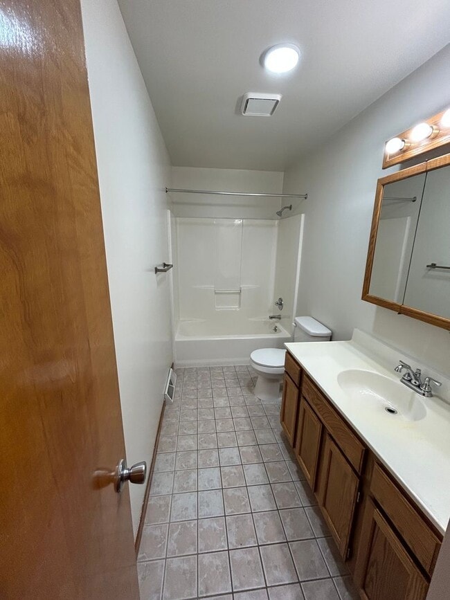 Photo - Two Bedroom. 1.5 Bath TOWNHOUSE Unit 1336 Lake Charles