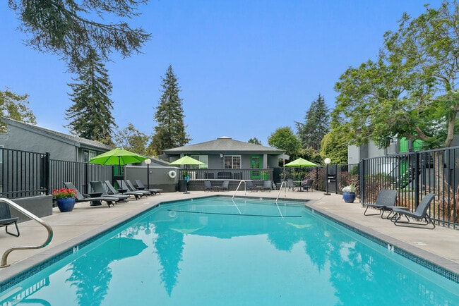 Hidden Creek Apartments