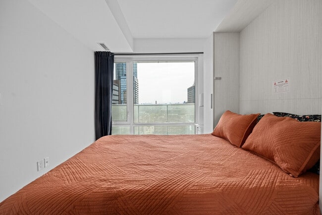Photo - 501 Yonge St Unit SI ID1571680P